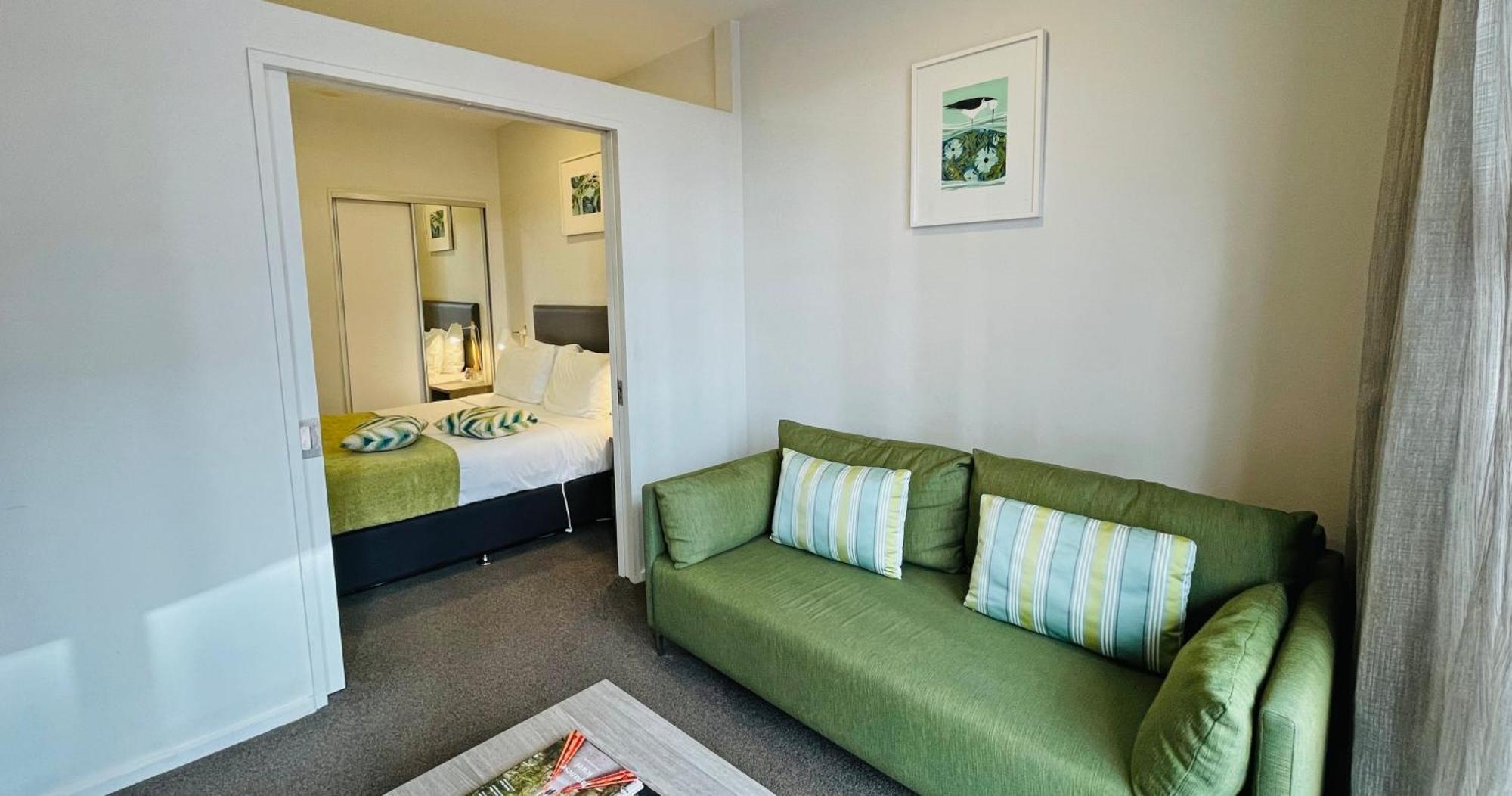 Quest Atrium Serviced Apartments Веллингтон Экстерьер фото
