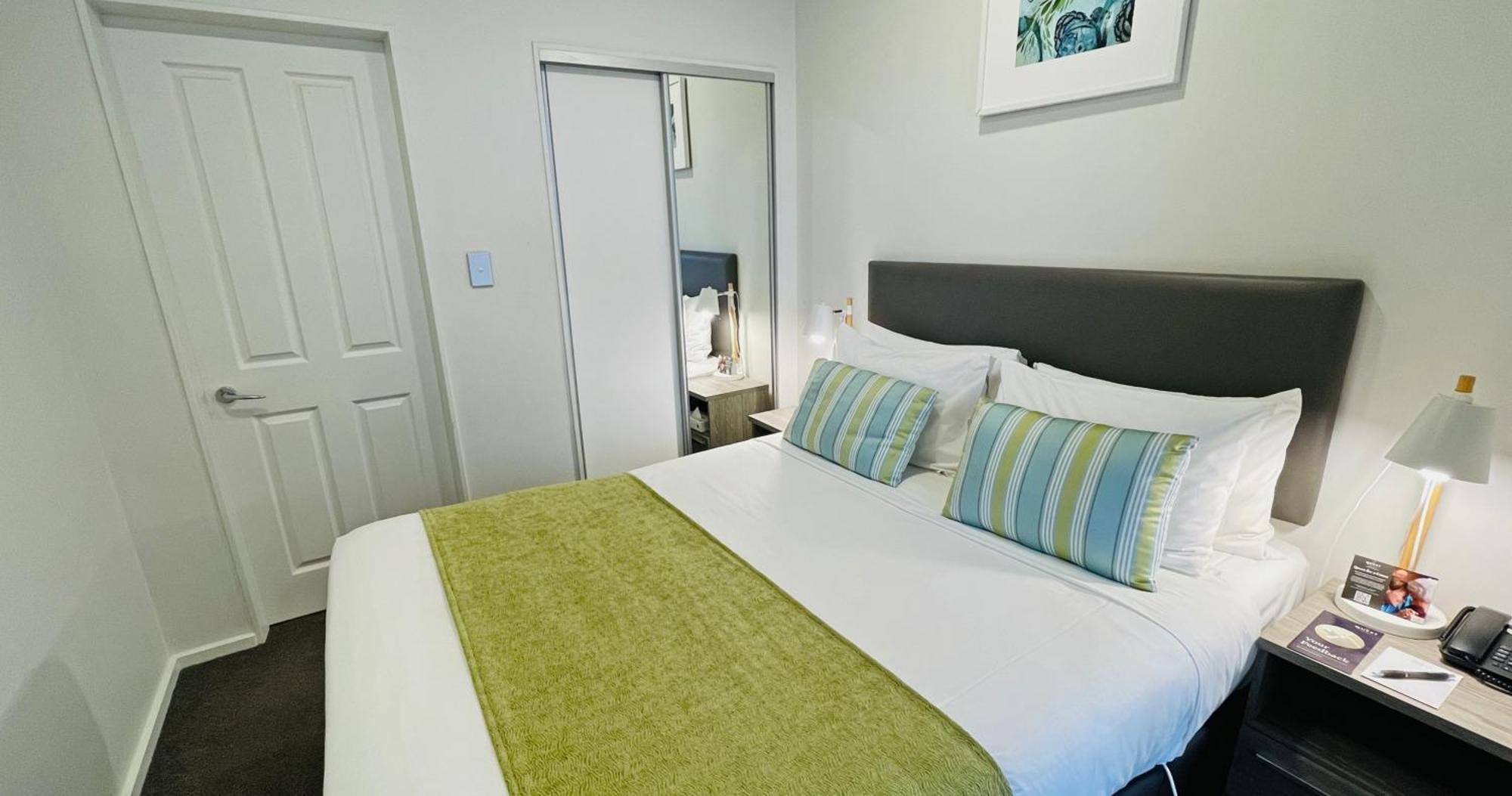 Quest Atrium Serviced Apartments Веллингтон Экстерьер фото